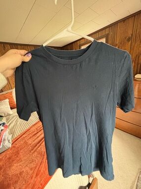 American Eagle Classic Men's Navy Crewneck T-Shirt